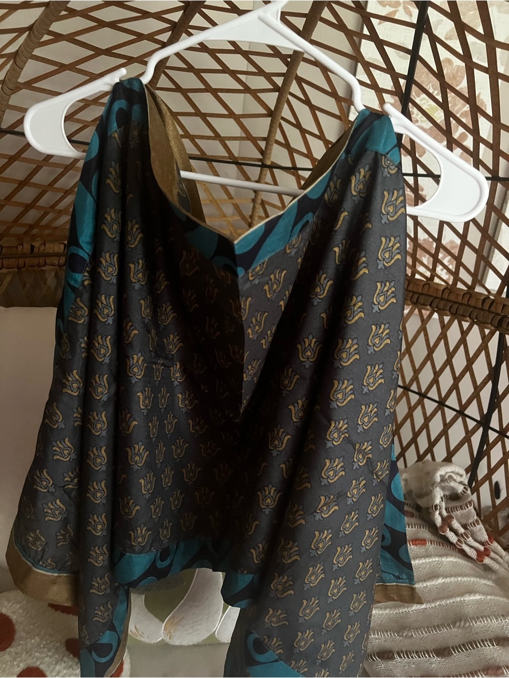 Women's Black & Teal Printed Tunic Top